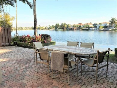 11172 NW 73rd St, Doral, FL 33178 - photo 4