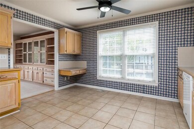 602 Brookwood St, Lansing, KS 66043 - photo 7