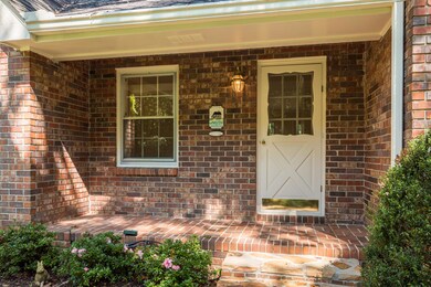 916_Arden_Way_05