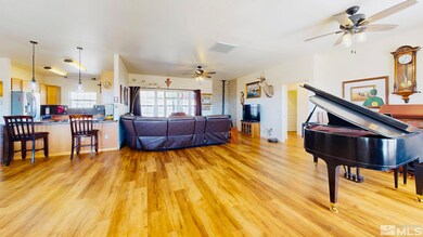 10805 Spur St, Winnemucca, NV 89445 - photo 2