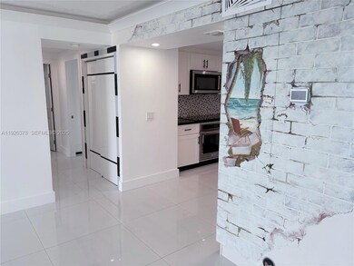 Quadomain Valencia Tower unit 601, Hollywood, FL 33019 - photo 5