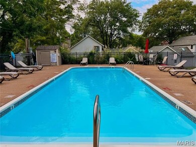 16176 Lea Oak Ct, Chesterfield, MO 63017 - photo 5