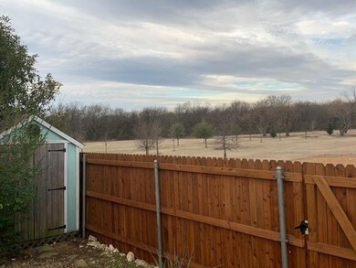 8412 Clear River Ln, Denton, TX 76210 - photo 2