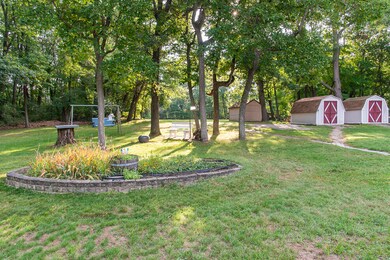 9135 Oakland Dr, Portage, MI 49024 - photo 7