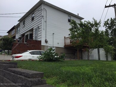 49 Beach Ave, Staten Island, NY 10306 - photo 3