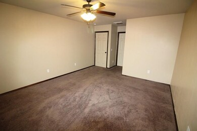 4503 Hawk Owl Dr, Norman, OK 73072 - photo 5