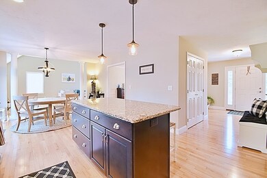 7 Lakeside Ave, Hudson, MA 01749 - photo 2