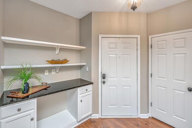 1631ChatelainWay006