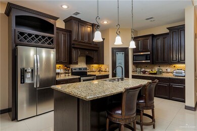 2413 Flipper Dr, Edinburg, TX 78541 - photo 6