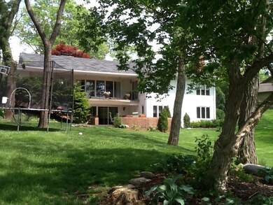 4561 Lanes end - Rear View