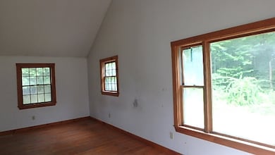 5 Dugway Rd, Newton, NH 03858 - photo 2