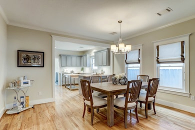 704 E 10th St, Houston, TX 77008 - photo 6