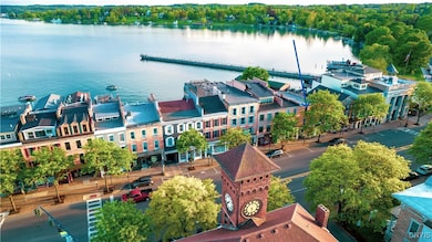 18 E Genesee St unit 1, Skaneateles, NY 13152 - photo 2