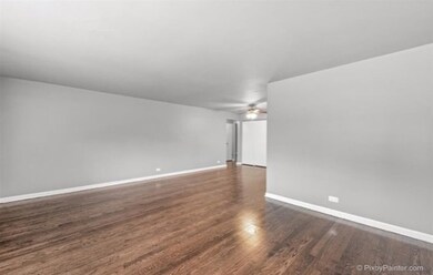 7439 N Winchester Ave unit 207, Chicago, IL 60626 - photo 4