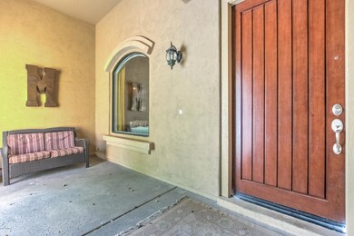 3297 E Bartlett Pl-9