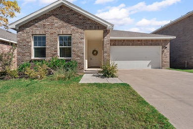 10329 Burnfoot Ln, Crowley, TX 76036 - photo 5