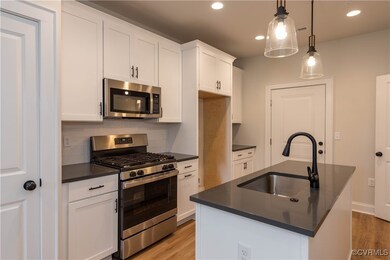 Interior photos of Arlington plan built in the com