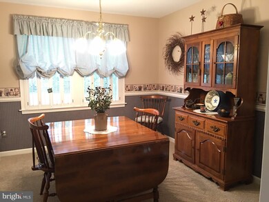 2738 Fillmore Dr, Chambersburg, PA 17201 - photo 6