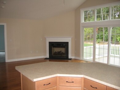 68 Kimberly Ln, Westminster, MA 01473 - photo 3