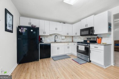 245 Amanda Ct, Stockbridge, GA 30281 - photo 4