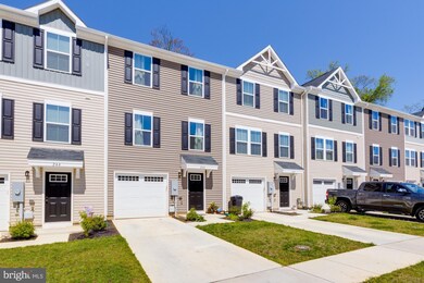 242 Sage Cir, Winchester, VA 22603 - photo 2