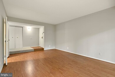 11823 Breton Ct unit 1A, Reston, VA 20191 - photo 6