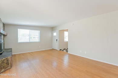 018-photo-living-room-11796964