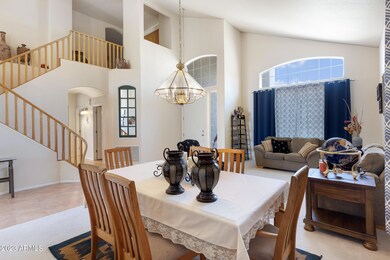 541 S Oak St-9