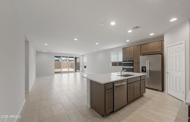 Kitchen/Cafe/Gathering Room