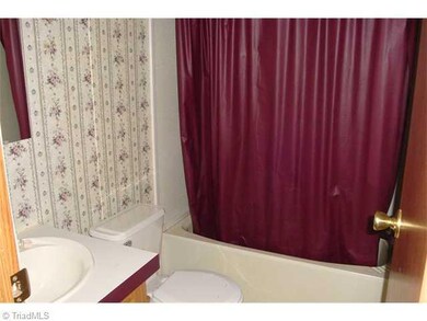 2759 Bethel Lucas Rd, Asheboro, NC 27205 - photo 7