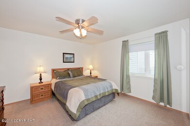 masterbedroom-1 (640x427)