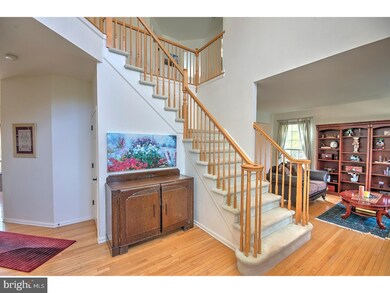 14 Mattawang Dr, Somerset, NJ 08873 - photo 2