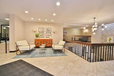 30 Greenridge Ave unit 3G, White Plains, NY 10605 - photo 5