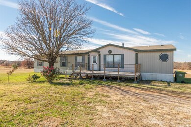 401 Big Salty Dr, Springtown, TX 76082 - photo 4