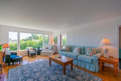 7 Everett Avenue, Owls Head