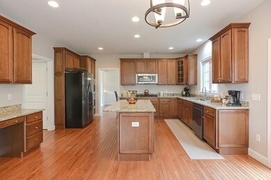 20 Francis Dr, Upton, MA 01568 - photo 3