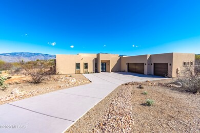 8321 S Triangle R Ranch Pl_