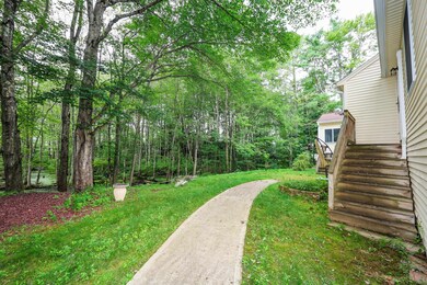 10 Waterville Dr, MerriMacK, NH 03054 - photo 4