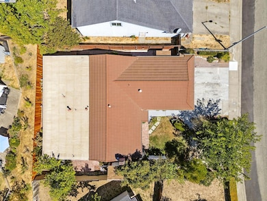 161 Richardson Dr, Vallejo, CA 94589 - photo 7