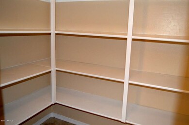 Walk-in Pantry