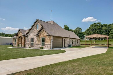 127 Lucy Kirk Ln, Springtown, TX 76082 - photo 2