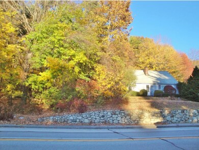 523 Pembroke St, Pembroke, NH 03275 - photo 4