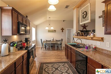 406 Blayton St, Troy, TX 76579 - photo 7