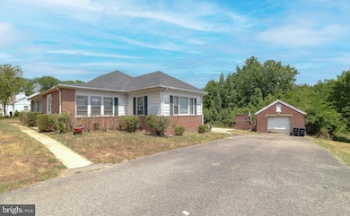 16304 Mckendree Rd, Brandywine, MD 20613 - photo 3