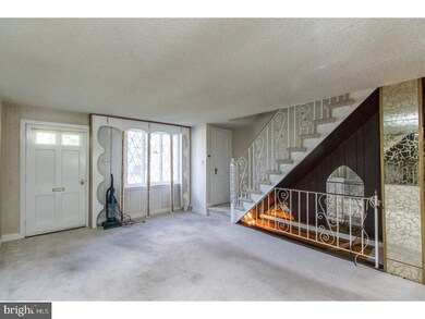 1014 Brookwood Ln, Glenolden, PA 19036 - photo 6