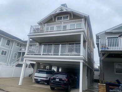 18 Tennessee Ave unit Lower, Long Beach, NY 11561 - photo 2