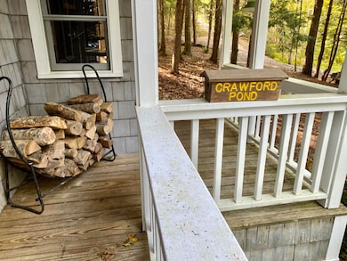 Crawford Pond birdhouse