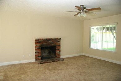 5886 E Ramona Ave, Fresno, CA 93727 - photo 6