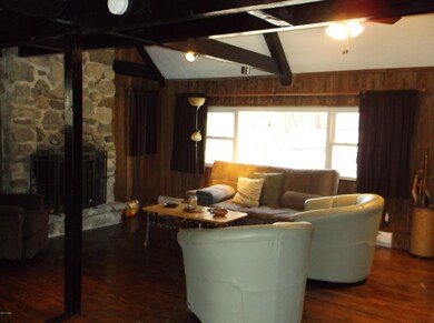 201 Mountain Lake Dr, Dingmans Ferry, PA 18328 - photo 7