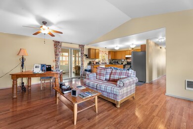 1867 NE Curtis Dr, Bend-28